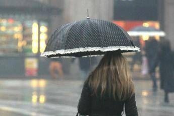 Vento e sabbia dal Sahara, Italia sotto la pioggia: le previsioni meteo Vento e sabbia dal Sahara, Italia sotto la pioggia: le previsioni meteo