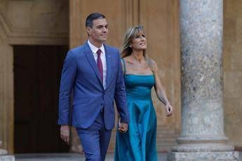 Spagna, chiesto il rinvio a giudizio per la moglie di Sanchez Spagna, chiesto il rinvio a giudizio per la moglie di Sanchez