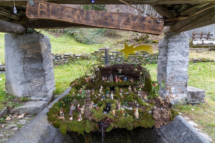 A Crodo l'11esima edizione di 'Presepi sull'acqua'