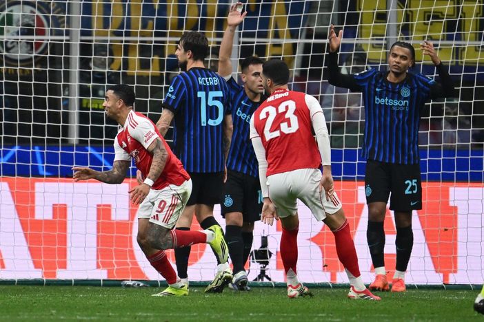 L’Arsenal sa solo vincere, Inter battuta 3-1 a San Siro L’Arsenal sa solo vincere, Inter battuta 3-1 a San Siro