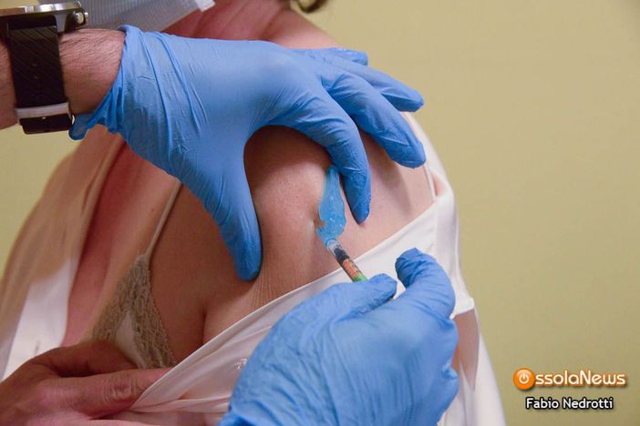 Quarta dose, le raccomandazioni per gli accessi agli Hub vaccinali