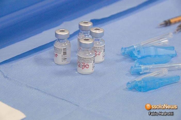 Vaccino covid, il virologo Di Perri: “Importanti segnali di protezione già 12 giorni dopo la prima dose" Vaccino covid, il virologo Di Perri: “Importanti segnali di protezione già 12 giorni dopo la prima dose"