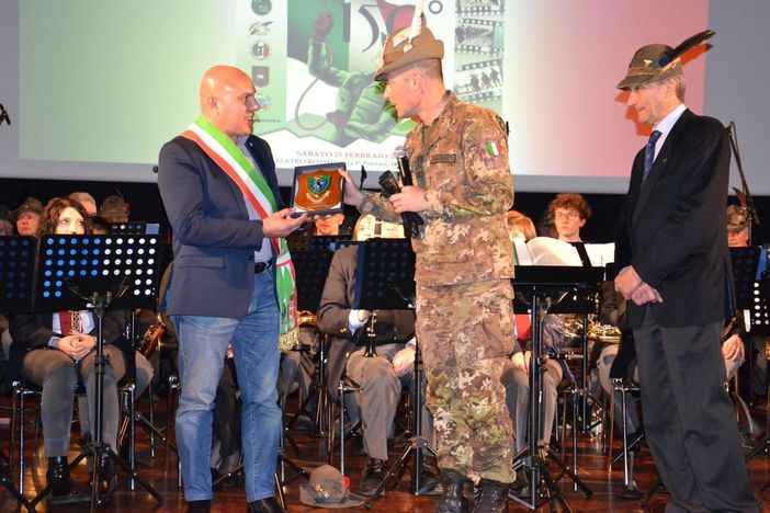 Generale Nicola Piasente ospite d'onore alla celebrazione dei 150 anni del Corpo degli Alpini