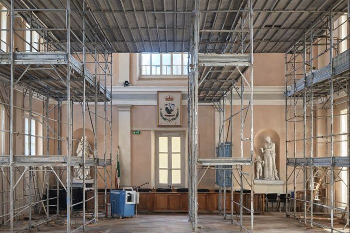 Galliate, al via il cantiere per la ristrutturazione della sala consiliare del Castello