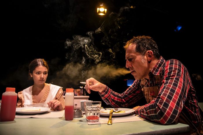 Il 29 ottobre al Teatro delle Selve di San Maurizio va in scena ‘Sogno americano. Raymond Carver’ Il 29 ottobre al Teatro delle Selve di San Maurizio va in scena ‘Sogno americano. Raymond Carver’
