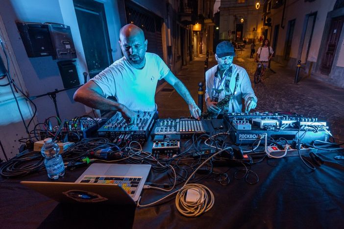 I Fantastici Quattro di Ameno: un'esplosione culturale nel cuore di Quadriborgo I Fantastici Quattro di Ameno: un'esplosione culturale nel cuore di Quadriborgo