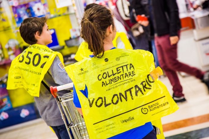 Niente più scatoloni: la Colletta Alimentare quest'anno si fa con le &quot;card&quot;