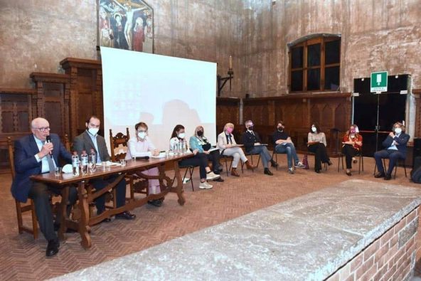 Si è svolto il convegno ‘Il disagio giovanile, com’è difficile crescere’ Si è svolto il convegno ‘Il disagio giovanile, com’è difficile crescere’