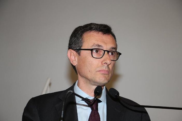 Riflessione sull'autonomia differenziata: implicazioni costituzionali e impatto sulle regioni a statuto ordinario Riflessione sull'autonomia differenziata: implicazioni costituzionali e impatto sulle regioni a statuto ordinario