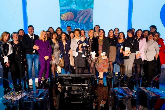 Grande successo per l’evento benefico a favore della Terapia Intensiva Neonatale e Pediatrica di Novara Grande successo per l’evento benefico a favore della Terapia Intensiva Neonatale e Pediatrica di Novara