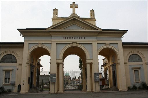 Variazioni di bilancio a Trecate: al via interventi di manutenzione straordinaria al cimitero