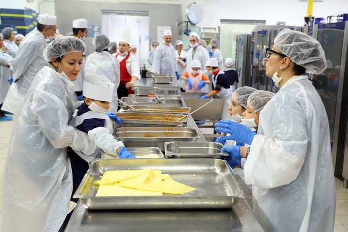 Costi troppo alti, mensa Ospedale e Asl Novara licenzia personale