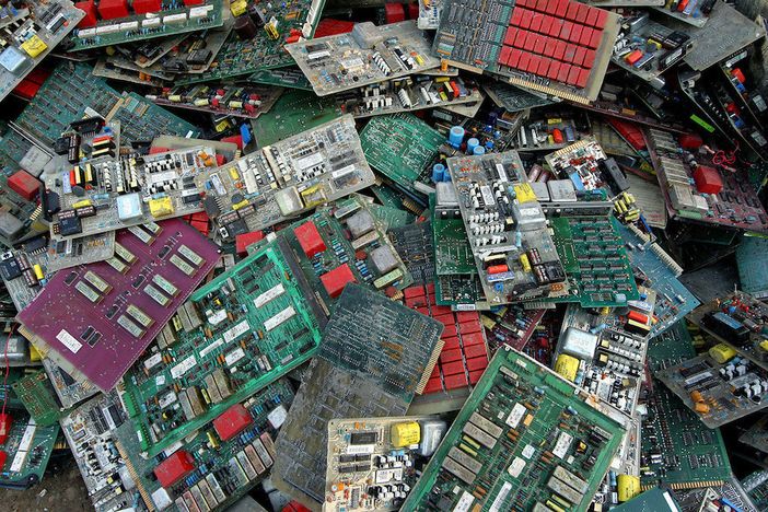 Rifiuti elettronici: a Novara se ne sono raccolti di meno Rifiuti elettronici: a Novara se ne sono raccolti di meno