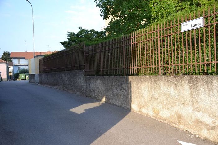 Borgomanero, vicolo Lanca chiuso al traffico per lavori Borgomanero, vicolo Lanca chiuso al traffico per lavori