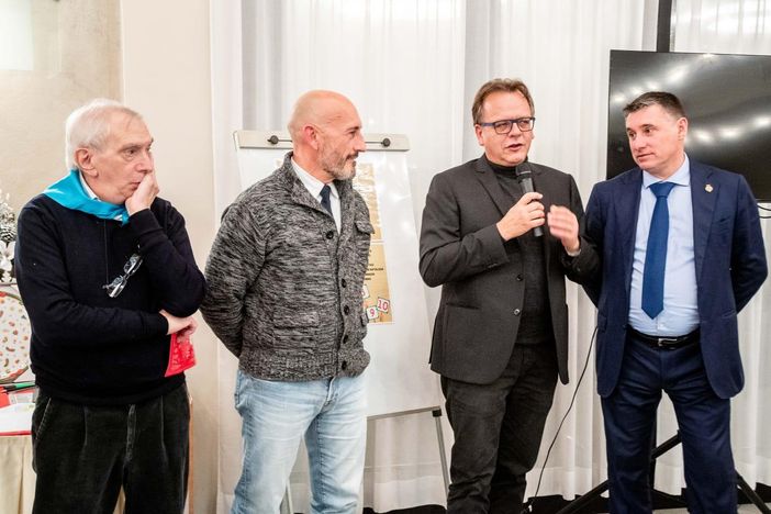 Croce Rossa Borgomanero: una cena natalizia all’insegna di sorrisi e solidarietà