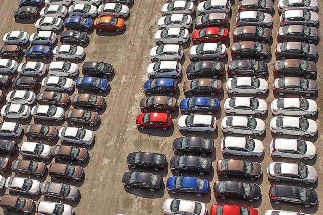 Rc auto, rincari record per gli automobilisti: +2 miliardi di euro in due anni Rc auto, rincari record per gli automobilisti: +2 miliardi di euro in due anni