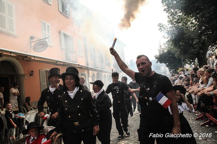 Dopo 2 anni la Vigezzo torna ad essere la patria degli Spazzacamini Dopo 2 anni la Vigezzo torna ad essere la patria degli Spazzacamini