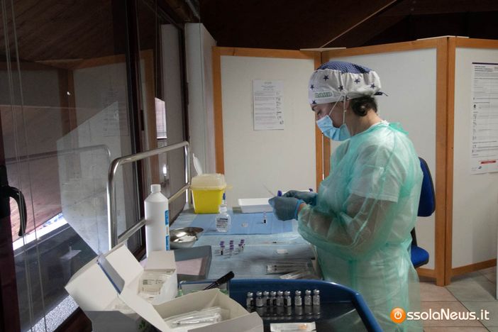 Vaccini, nuove iniziative per incentivare l'adesione degli over 60