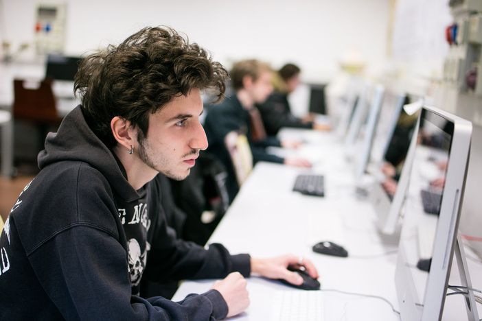 Uno studente dell'Enaip di Novara vince il concorso “città del vino”