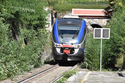 M5S: "Treni per la Liguria strapieni e il mare resta un miraggio per molti piemontesi" M5S: "Treni per la Liguria strapieni e il mare resta un miraggio per molti piemontesi"