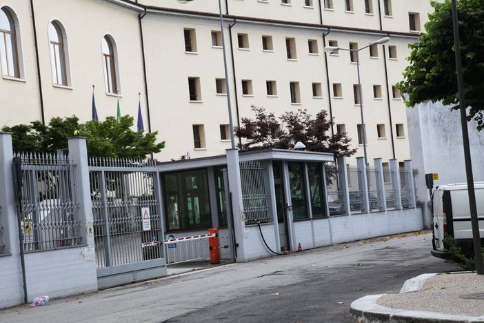 Carceri, Sarap: “Sui social video con informazioni sensibili: a rischio sicurezza di agenti e istituti"