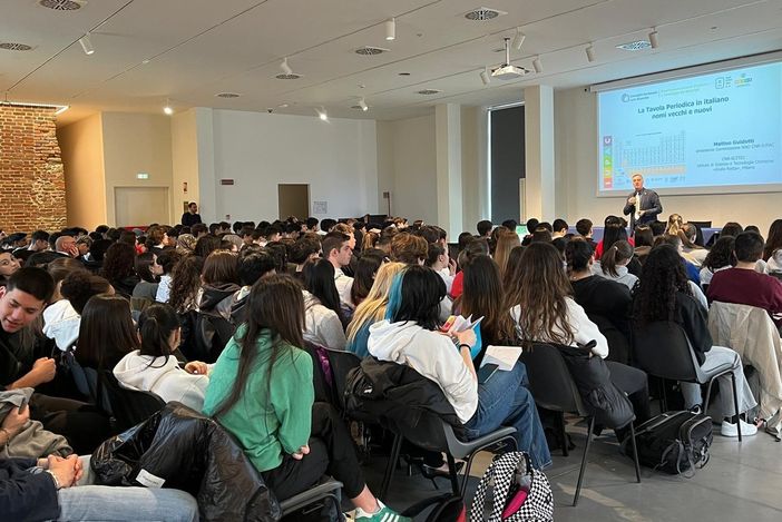 Scienza sotto la Cupola: Quarta edizione all'insegna delle Connessioni