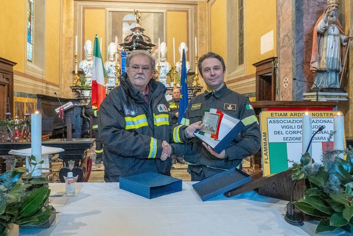 Trent’anni per l’associazione nazionale vigili del fuoco di Novara Trent’anni per l’associazione nazionale vigili del fuoco di Novara