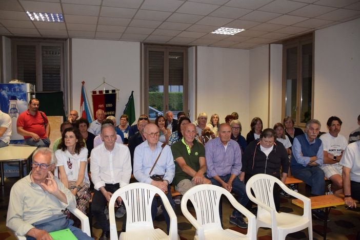 Iniziati gli incontri della giunta comunale con le frazioni: un dialogo diretto con i cittadini Iniziati gli incontri della giunta comunale con le frazioni: un dialogo diretto con i cittadini