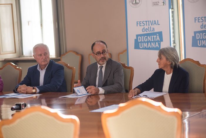 Si apre il Festival della Dignità Umana 2023: il programma della prima giornata Si apre il Festival della Dignità Umana 2023: il programma della prima giornata