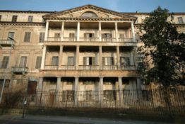 Fonzo critica le scelte su Casa Bossi ed ex Macello: "Canelli sta svendendo i gioielli di famiglia" Fonzo critica le scelte su Casa Bossi ed ex Macello: "Canelli sta svendendo i gioielli di famiglia"