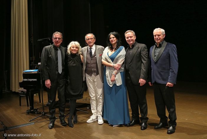 Successo per lo spettacolo “Sulle ali della lirica” Successo per lo spettacolo “Sulle ali della lirica”