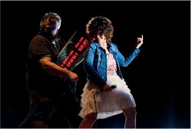 Venerdì ‘Calcinculo’ al Teatro Faraggiana Venerdì ‘Calcinculo’ al Teatro Faraggiana