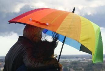 Meteo, è allerta temporali: ma dal weekend più sole e temperature in aumento Meteo, è allerta temporali: ma dal weekend più sole e temperature in aumento