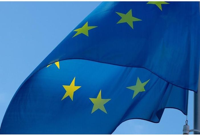 L'UE investe più di un miliardo di euro in progetti innovativi per decarbonizzare l'economia
