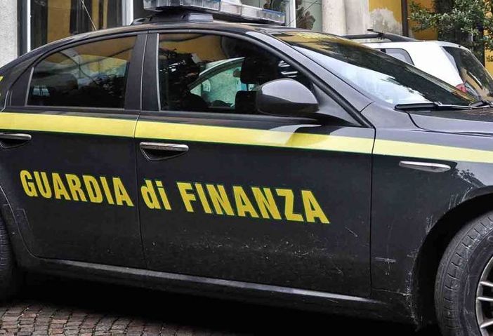 Scoperti dalla Finanza 12 evasori dediti al Multilevel Marketing, sottratti 1 milione e mezzo all’erario Scoperti dalla Finanza 12 evasori dediti al Multilevel Marketing, sottratti 1 milione e mezzo all’erario