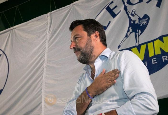 Matteo Salvini dal palco della Lega Fest domese attacca Eliana Frontini: &quot;In un paese normale sarebbe stata cacciata&quot;