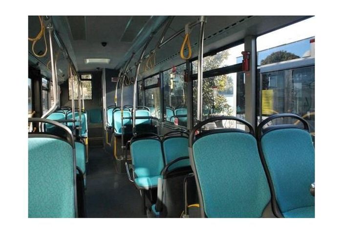 Ordinanza per i trasporti scolastici, niente Green pass per tutti gli studenti fino al 10 febbraio Ordinanza per i trasporti scolastici, niente Green pass per tutti gli studenti fino al 10 febbraio