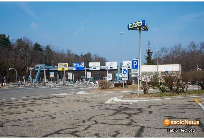 Cantieri sull'A26, chiuse nelle ore notturne le uscite e le entrate di Arona