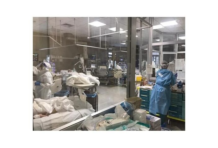 "I non vaccinati in terapia intensiva crescono del 32%". Lo comunica la Federazione italiana azienda sanitarie e ospedaliere "I non vaccinati in terapia intensiva crescono del 32%". Lo comunica la Federazione italiana azienda sanitarie e ospedaliere