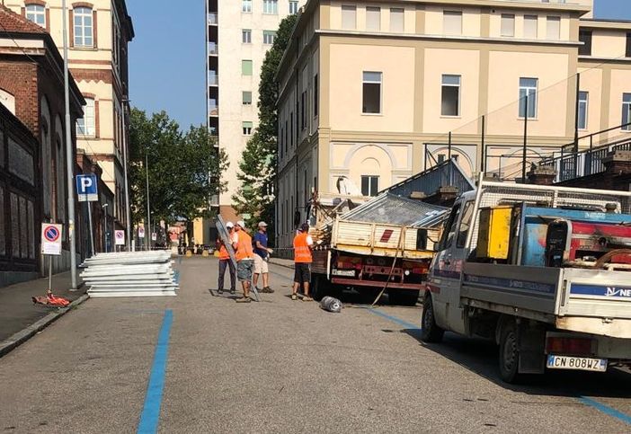Andrea Crivelli risponde alle preoccupazioni sull'edilizia scolastica: "nessuna emergenza imminente"