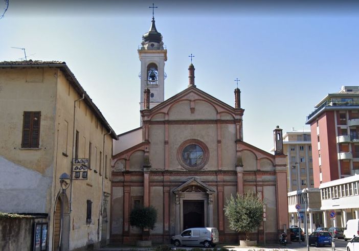 Don Simonpietro De Grandis alla parrocchia San Martino in Novara