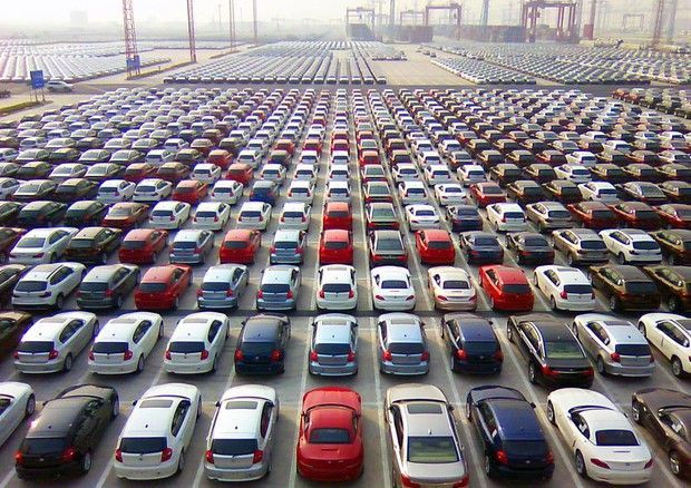 Mercato auto, in Piemonte vendite giù del 33,3% Mercato auto, in Piemonte vendite giù del 33,3%