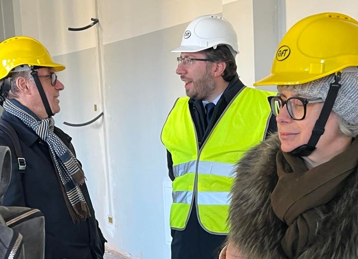 Cantiere al liceo "Carlo Alberto", nuovi interventi migliorativi senza ritardi nei lavori