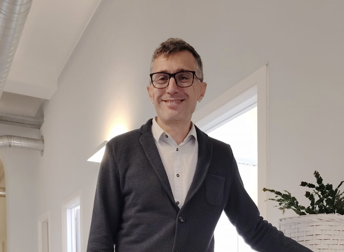 Il dott. Cristiano Gianoli nominato Dirigente Amministrativo del Distretto Urbano di Novara dell'Asl Novara Il dott. Cristiano Gianoli nominato Dirigente Amministrativo del Distretto Urbano di Novara dell'Asl Novara