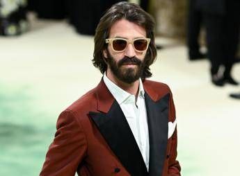 Editoria, il Domani: "Del Vecchio offre a Elkann 140 milioni per Gedi"