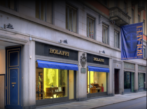 All'asta le maglie di Coppi e Pelè: cimeli senza tempo che valgono migliaia di euro