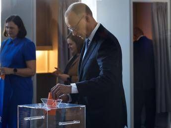 Voto choc in Germania, Merz non raggiunge maggioranza per diventare cancelliere Voto choc in Germania, Merz non raggiunge maggioranza per diventare cancelliere