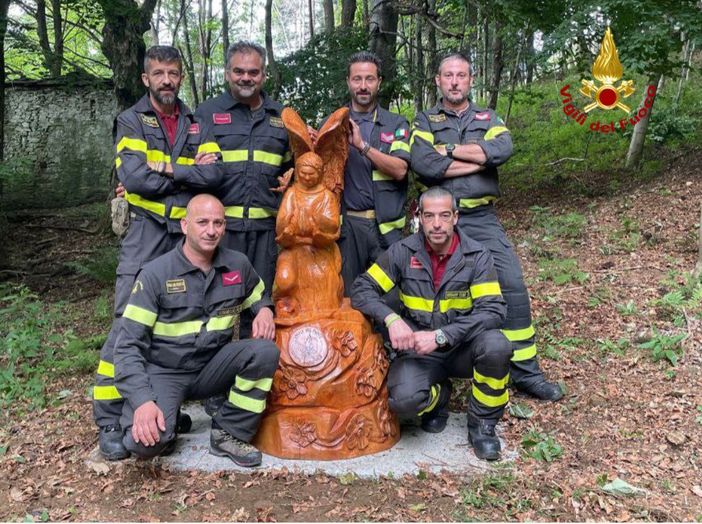 Onorate le vittime del Mottarone con una scultura nella zona dell'incidente