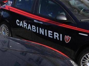 Roma, donna morta in villa a Fregene: trovate tracce di sangue Roma, donna morta in villa a Fregene: trovate tracce di sangue