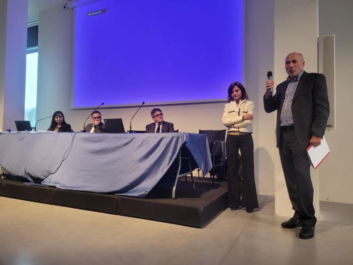 Seminario sulle strategie di intervento nella ristrutturazione degli edifici a Novara. FOTO Seminario sulle strategie di intervento nella ristrutturazione degli edifici a Novara. FOTO